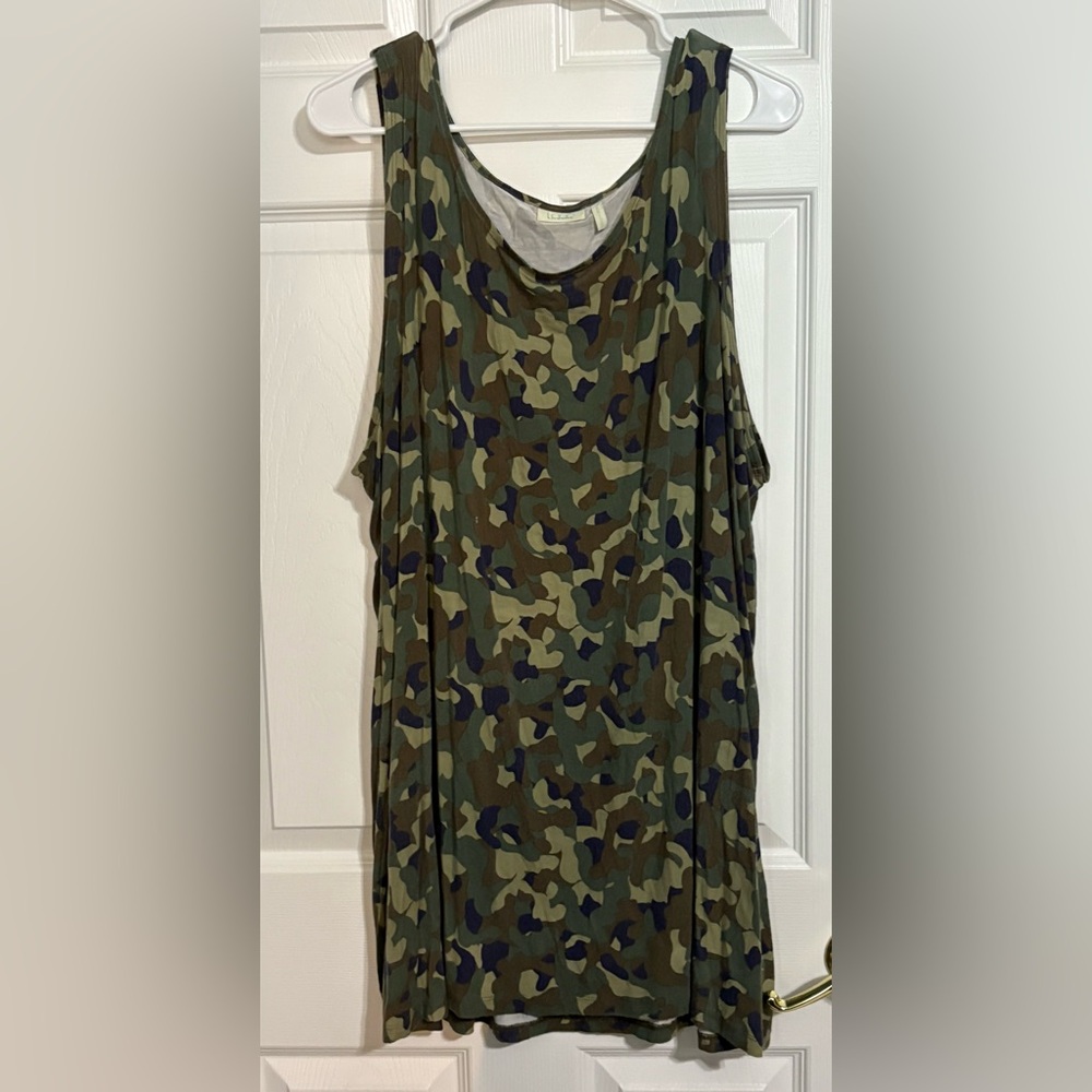 LOGO Lounge by Lori Goldstein Camo Tank top - 3X